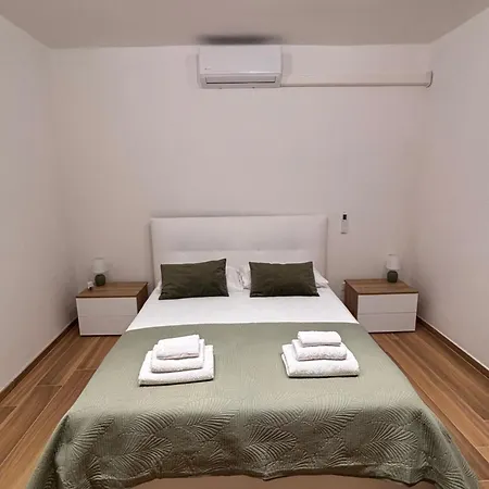 Apartmán De Chri House *